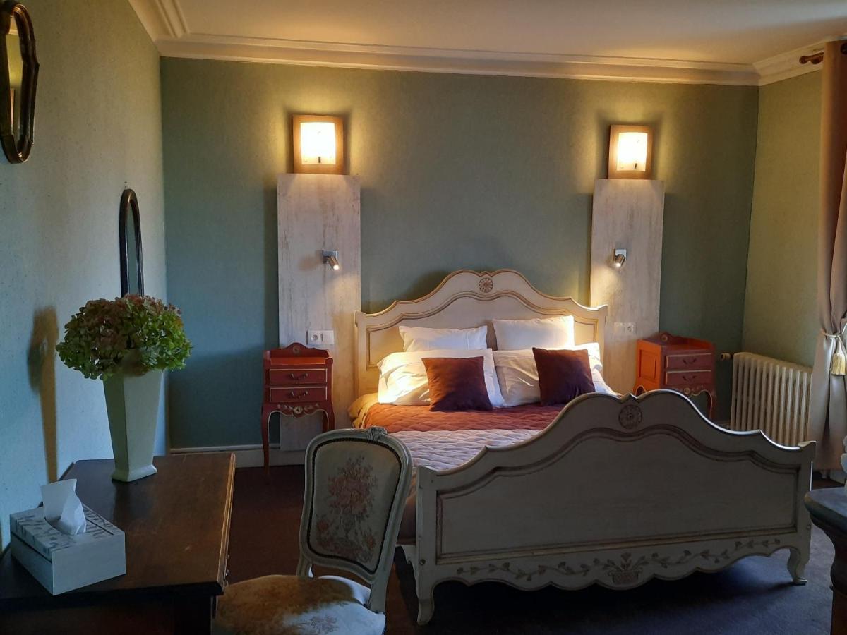 Hotel De La Barbacane Tiffauges Ngoại thất bức ảnh