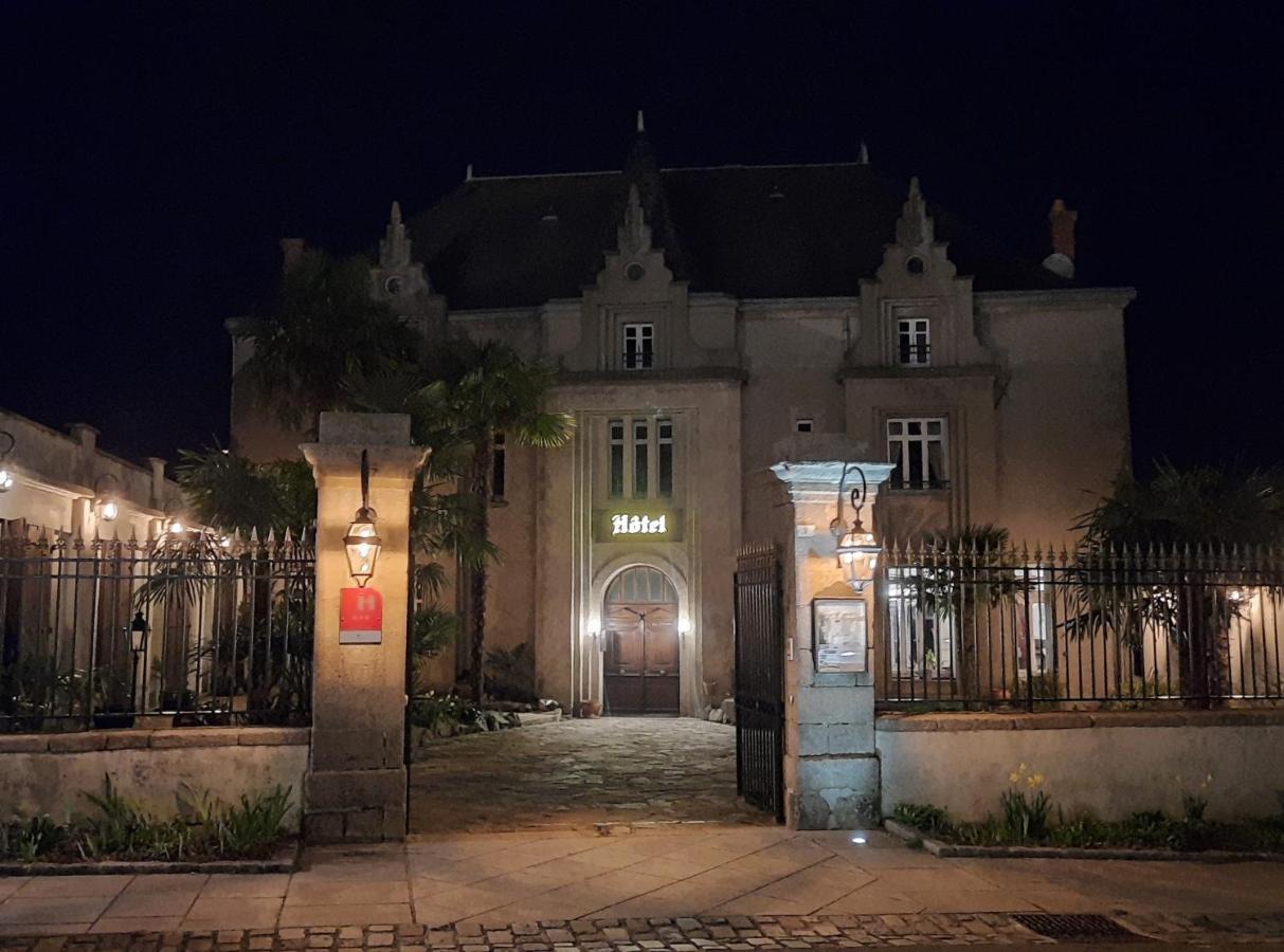 Hotel De La Barbacane Tiffauges Ngoại thất bức ảnh